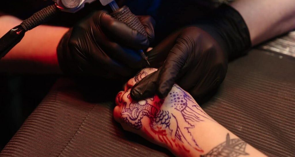 Hvor meget koster en tatovering?